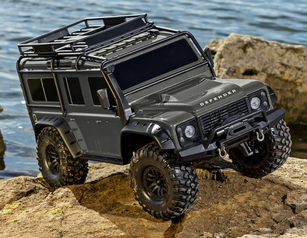 Traxxas TRX-4® 1/10 Trail Crawler Land Rover Defender Silver RTR (XL-5 HV & TQi 2.4GHz)