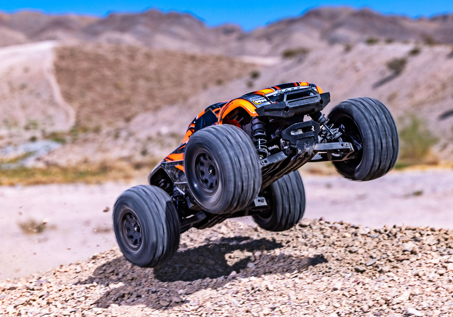 Traxxas Mini Maxx 4WD BL-2s RTR Orange με LiPo & USB-C Charger | Racerc