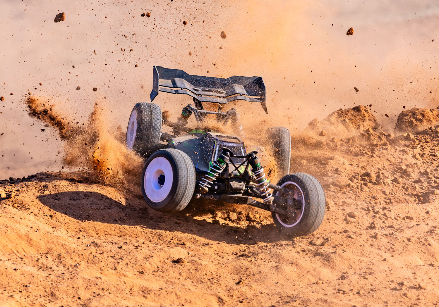 Traxxas Jato® 4x4 VXL-4S 1/8 Brushless Electric Racing Buggy (Green) EHD RTR