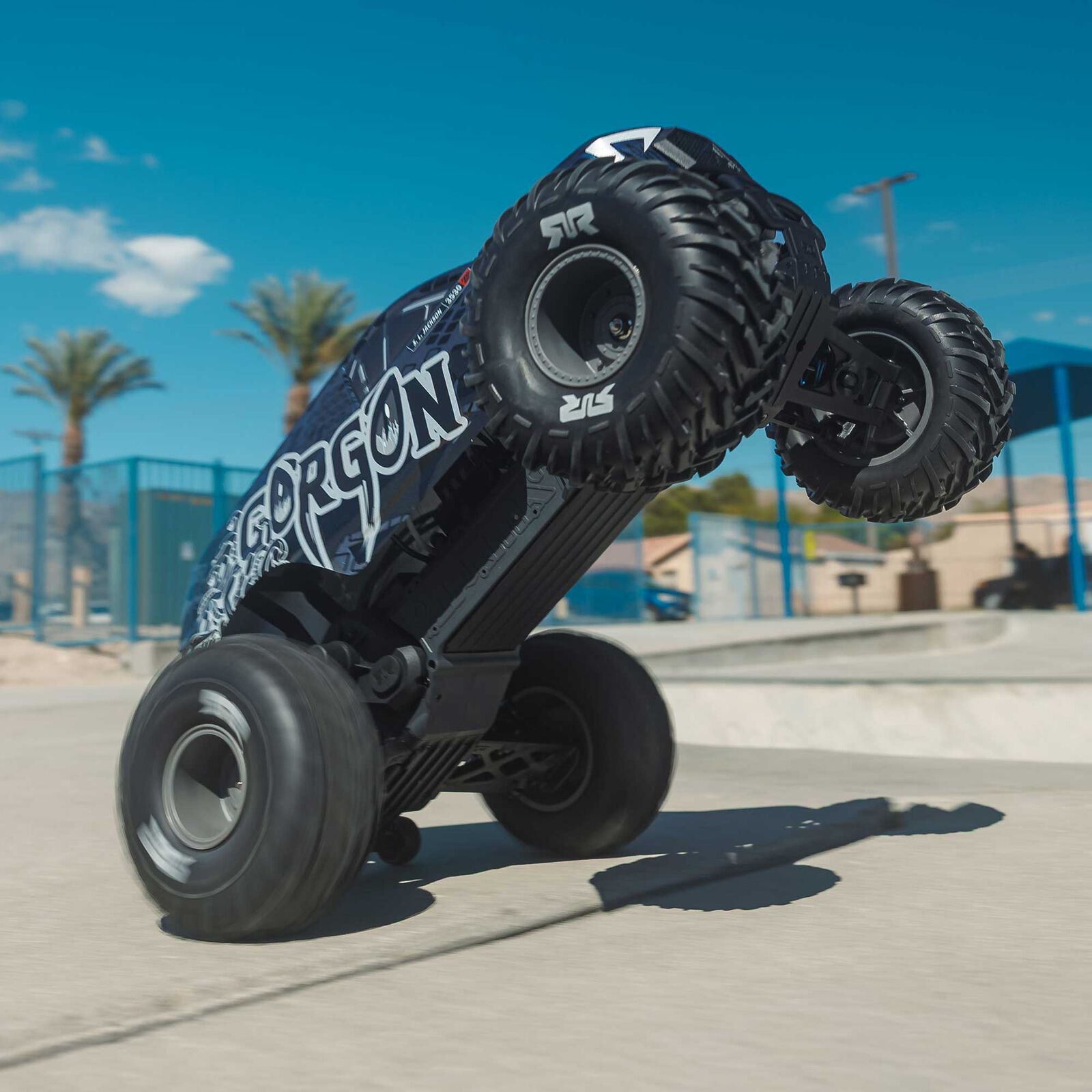 Arrma Gorgon 223S 1/10 RTR Brushless 2WD Monster Truck  – Με SLT2, DSC & 2S/3S Brushless Σύστημα