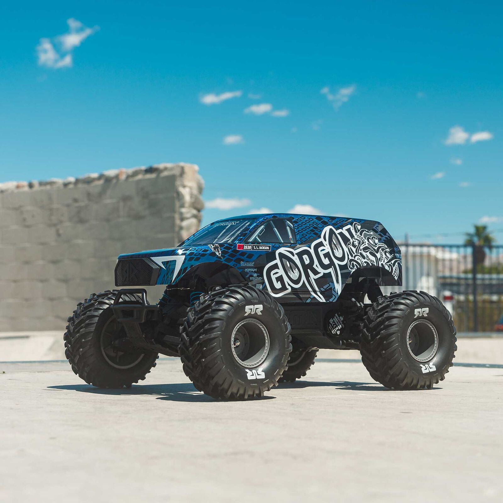 Arrma Gorgon 223S 1/10 RTR Brushless 2WD Monster Truck  – Με SLT2, DSC & 2S/3S Brushless Σύστημα