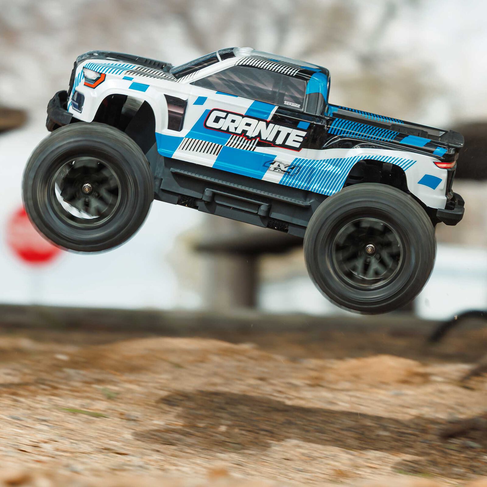 ARRMA Granite Mega 665 4x4 1/10 RTR Monster Truck