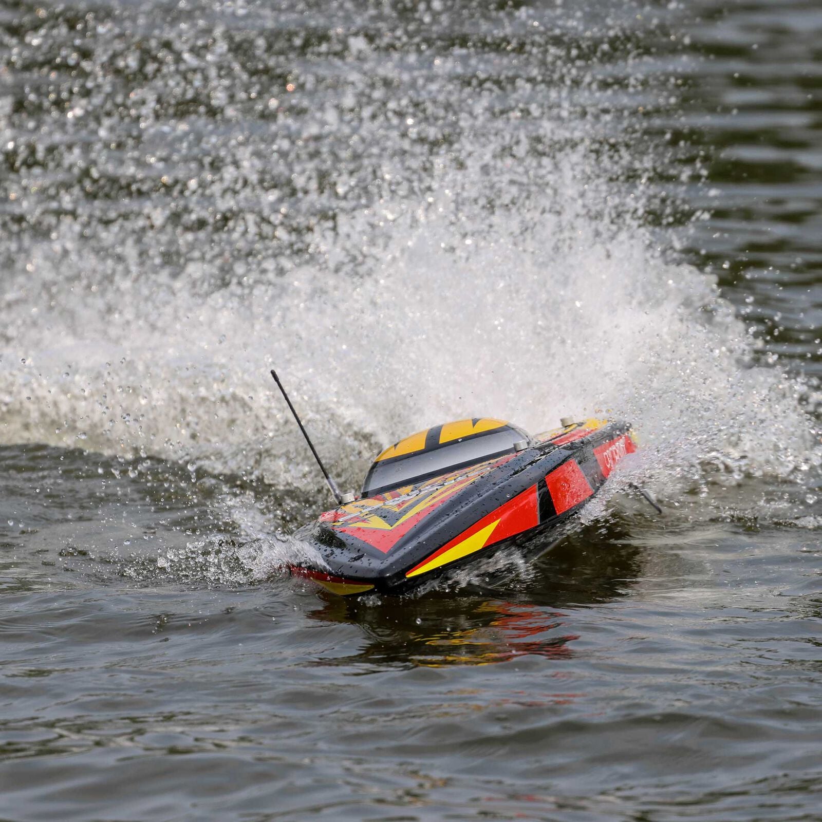 Pro Boat Sonicwake 36 Self-Righting RTR Brushless Deep-V Boat Μαύρο