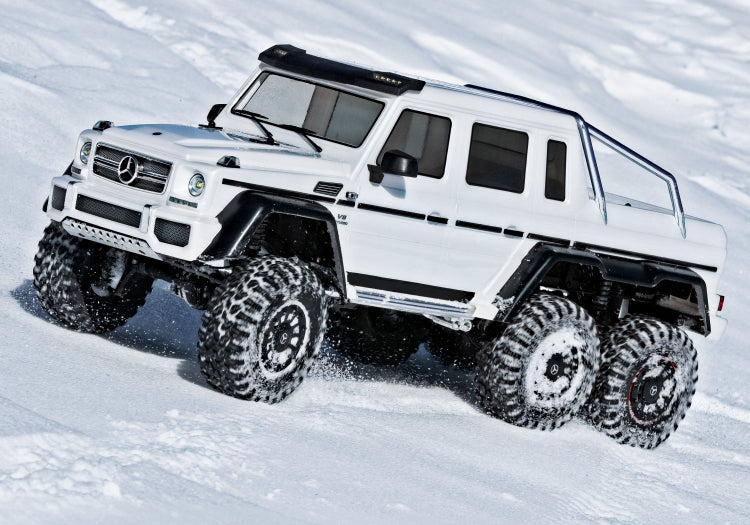 Traxxas TRX-6 Mercedes-Benz G63 AMG 6X6 TQi 2.4G RTR White