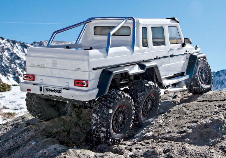 Traxxas TRX-6 Mercedes-Benz G63 AMG 6X6 TQi 2.4G RTR White
