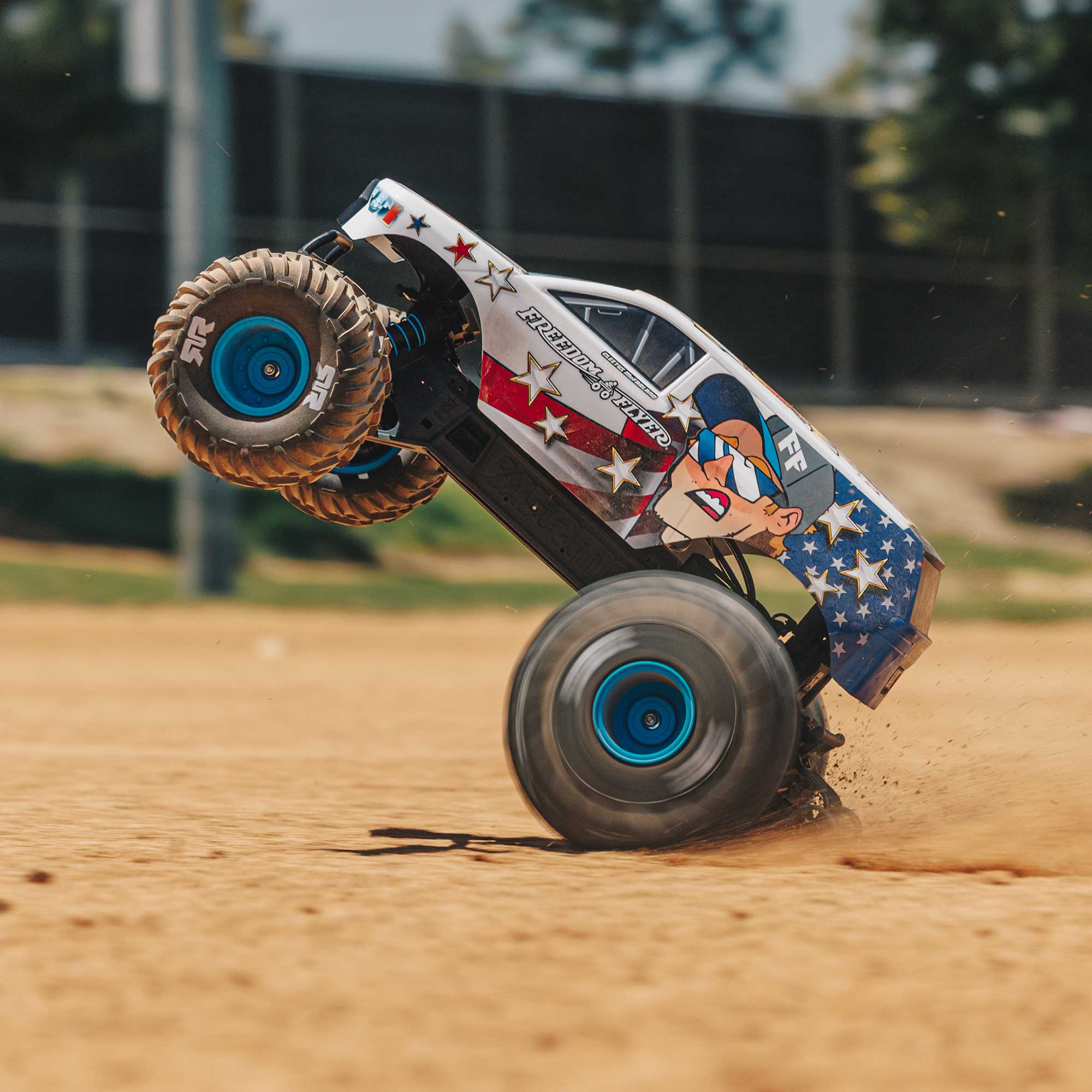 ARRMA Freedom Flyer 223S με μπαταρία και φορτιστή