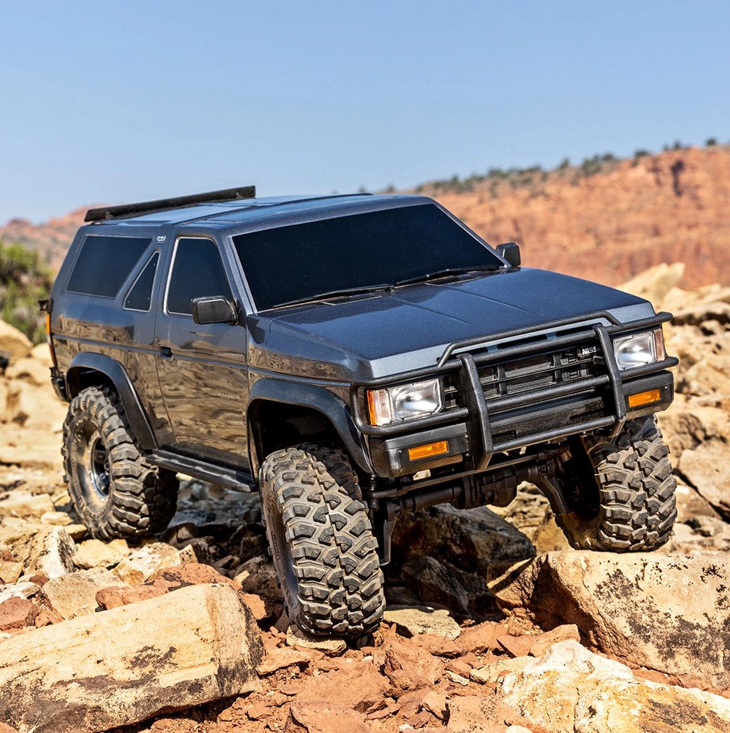 Traxxas TRX-4 Nissan Pathfinder 1/10 RTR Trail & Rock Crawler – Silver (110056-4)