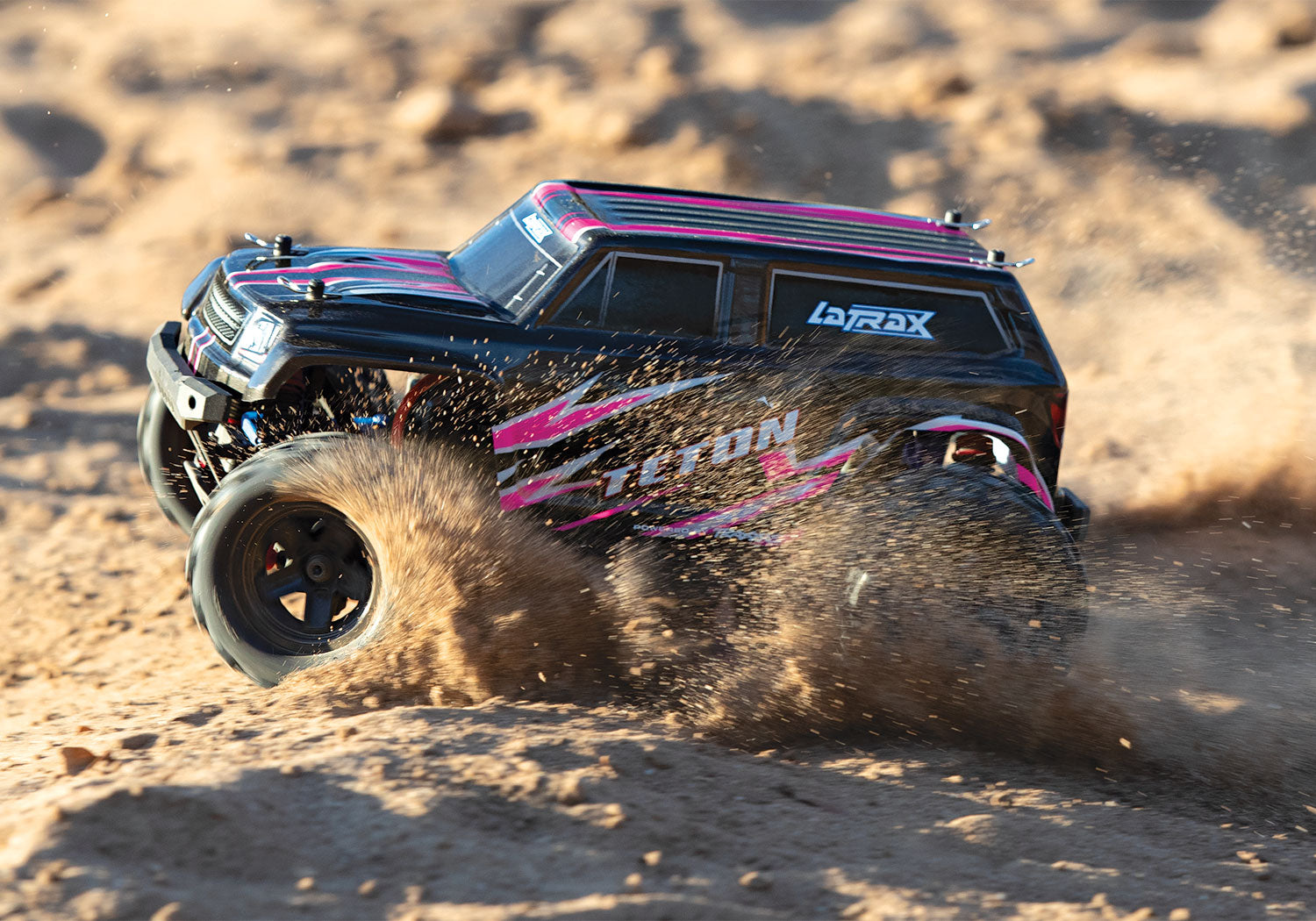 Traxxas LaTrax Teton 1/18 4WD RTR Monster Truck w/2.4GHz Radio, Battery & AC Charger