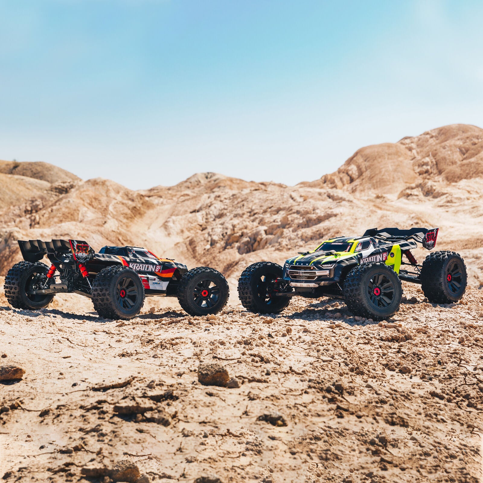 Arrma Kraton 8S BLX Brushless RTR 1/5 4WD Monster Truck w/DX3 Radio, Smart ESC & AVC