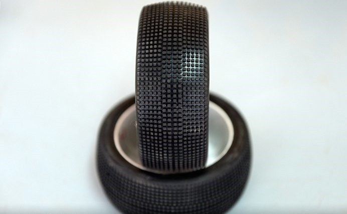 Hot Race 1/8 Buggy Tire AMAZZONIA Pre Glued - RACERC