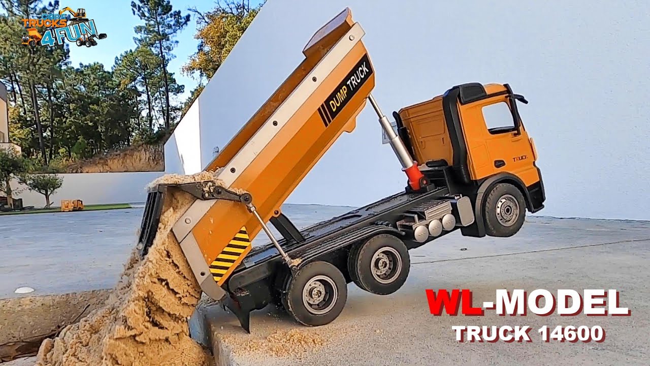 Wltoys 14600 2.4Ghz 1/14 Scale RC Dump Truck RC Construction Vehicle Toy with LED Lights and Simulation Sound